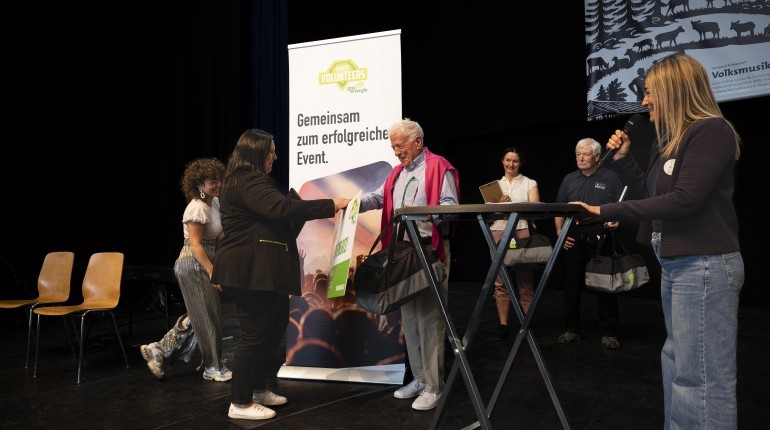 Ehrung auf der Hauptbühne